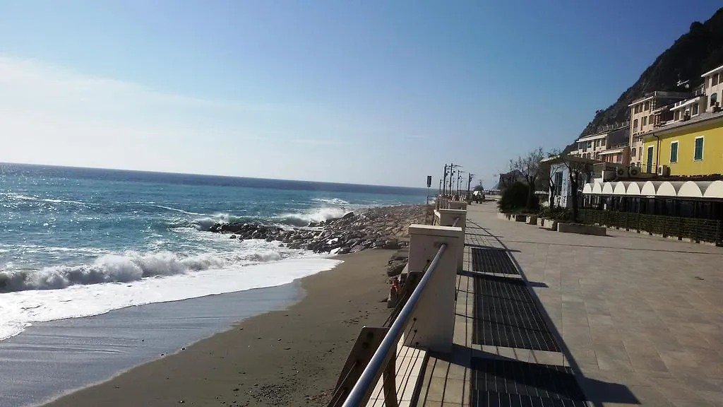Deiva Holidays Deiva Marina 0*,